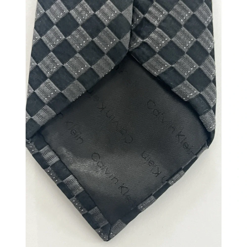 Calvin Klein Men's Necktie Black Gray Checkered Geometric 100% Silk